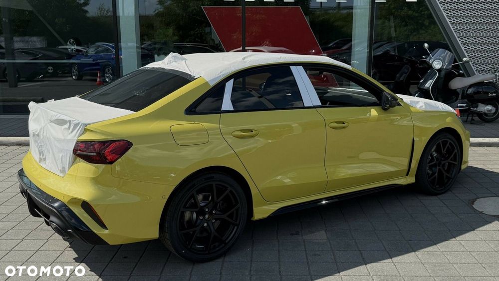 Audi RS3 Limousine - 13