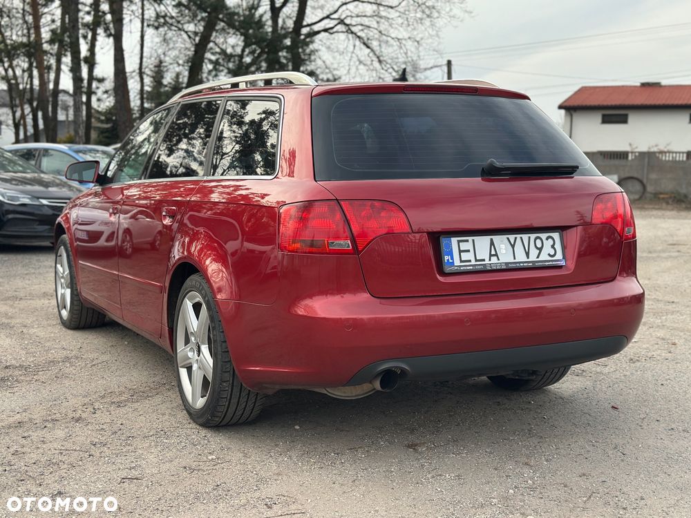 Audi A4 Avant - 11