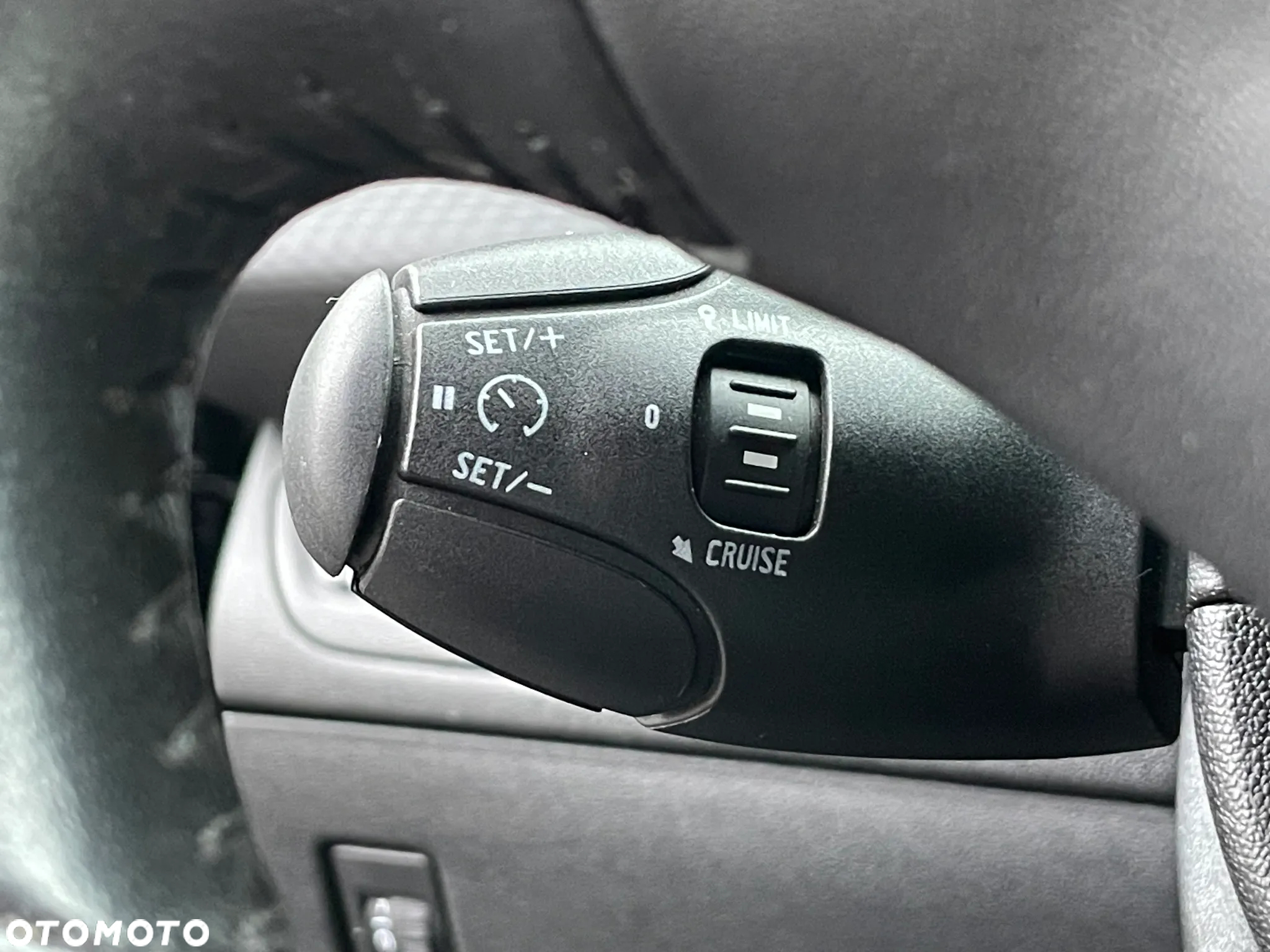 Peugeot 208 1.2 PureTech Active - 11