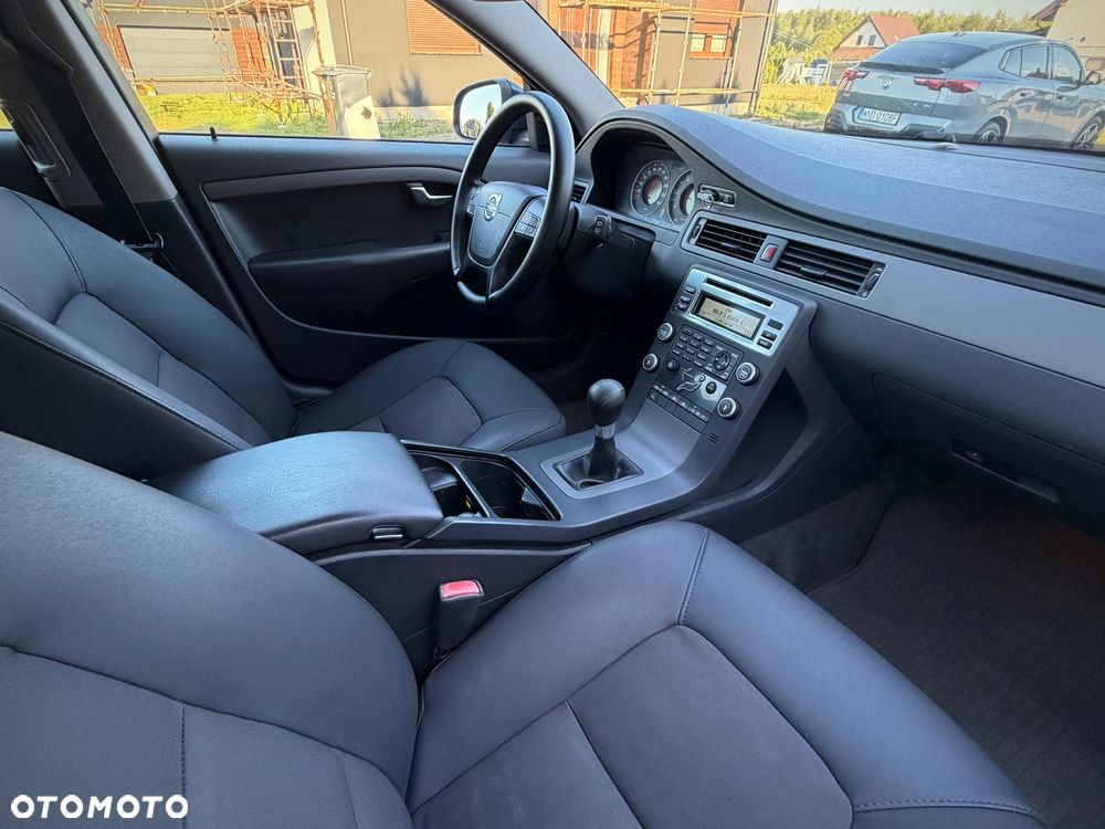 Volvo V70 2.0D Summum - 13