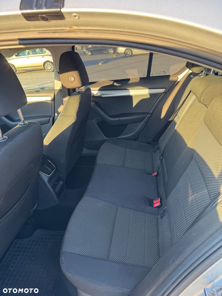 Skoda Octavia 1.4 TSI Active - 8