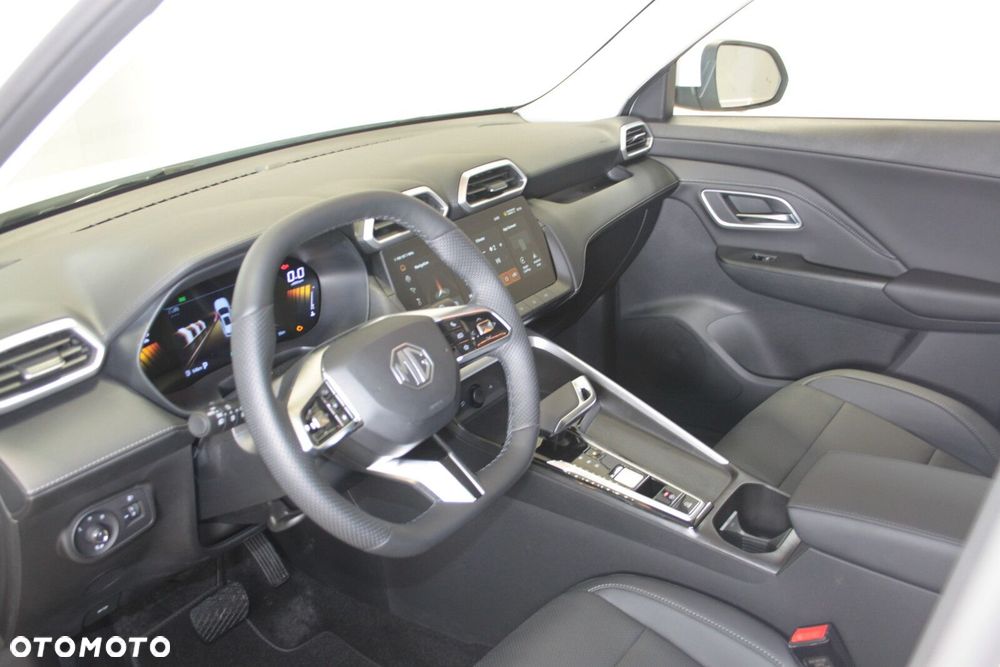 MG ZS Hybrid+ - 9