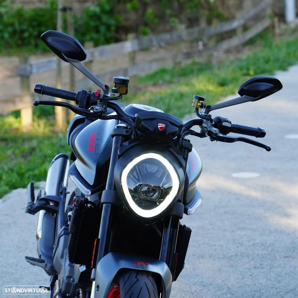 Ducati Monster - 18