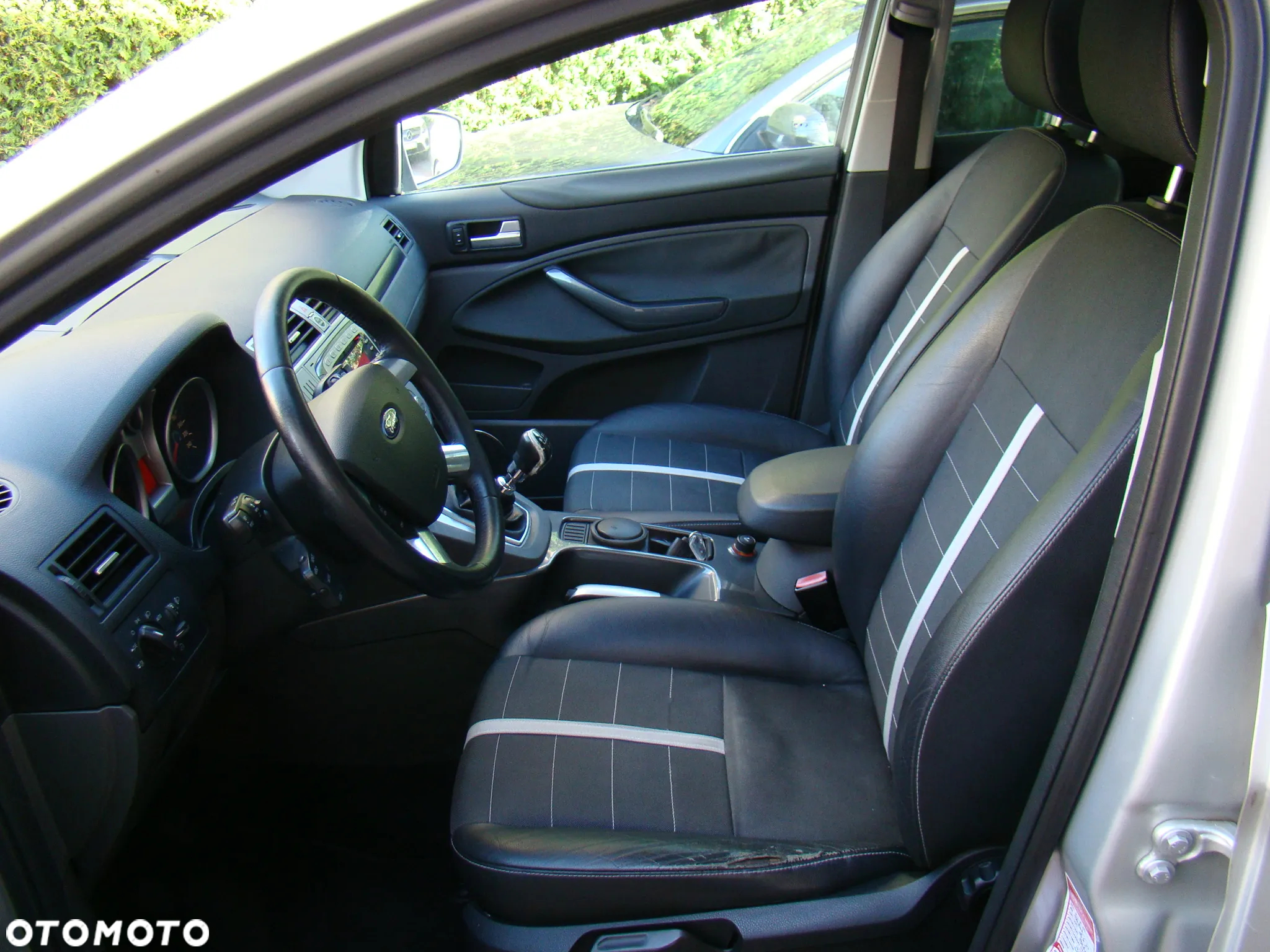 Ford Kuga 2.0 TDCi 4x4 Trend - 6