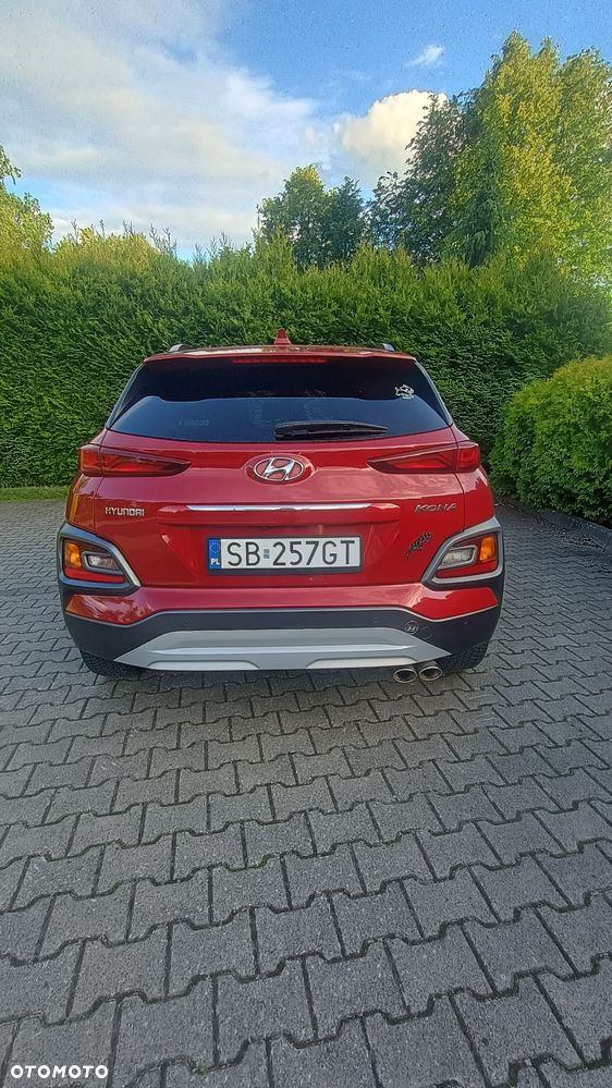Hyundai Kona - 12