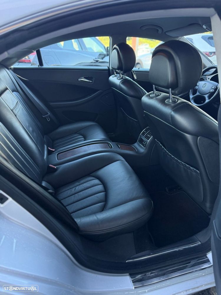 Mercedes-Benz CLS 320 CDi - 11