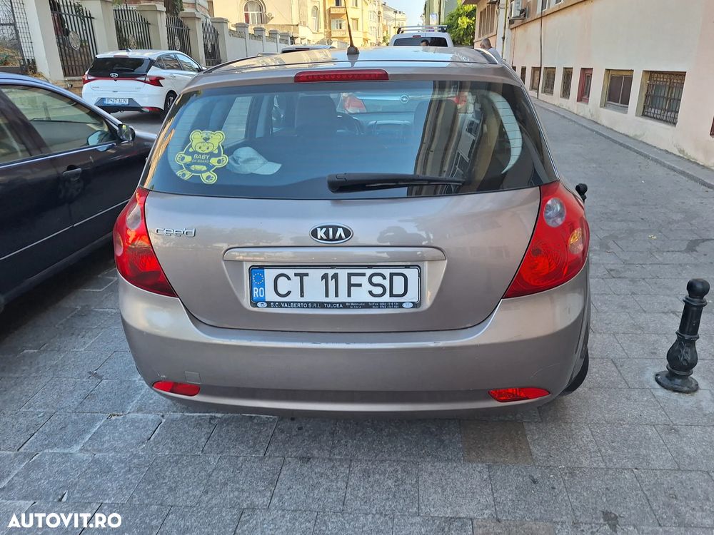 Kia Ceed - 6