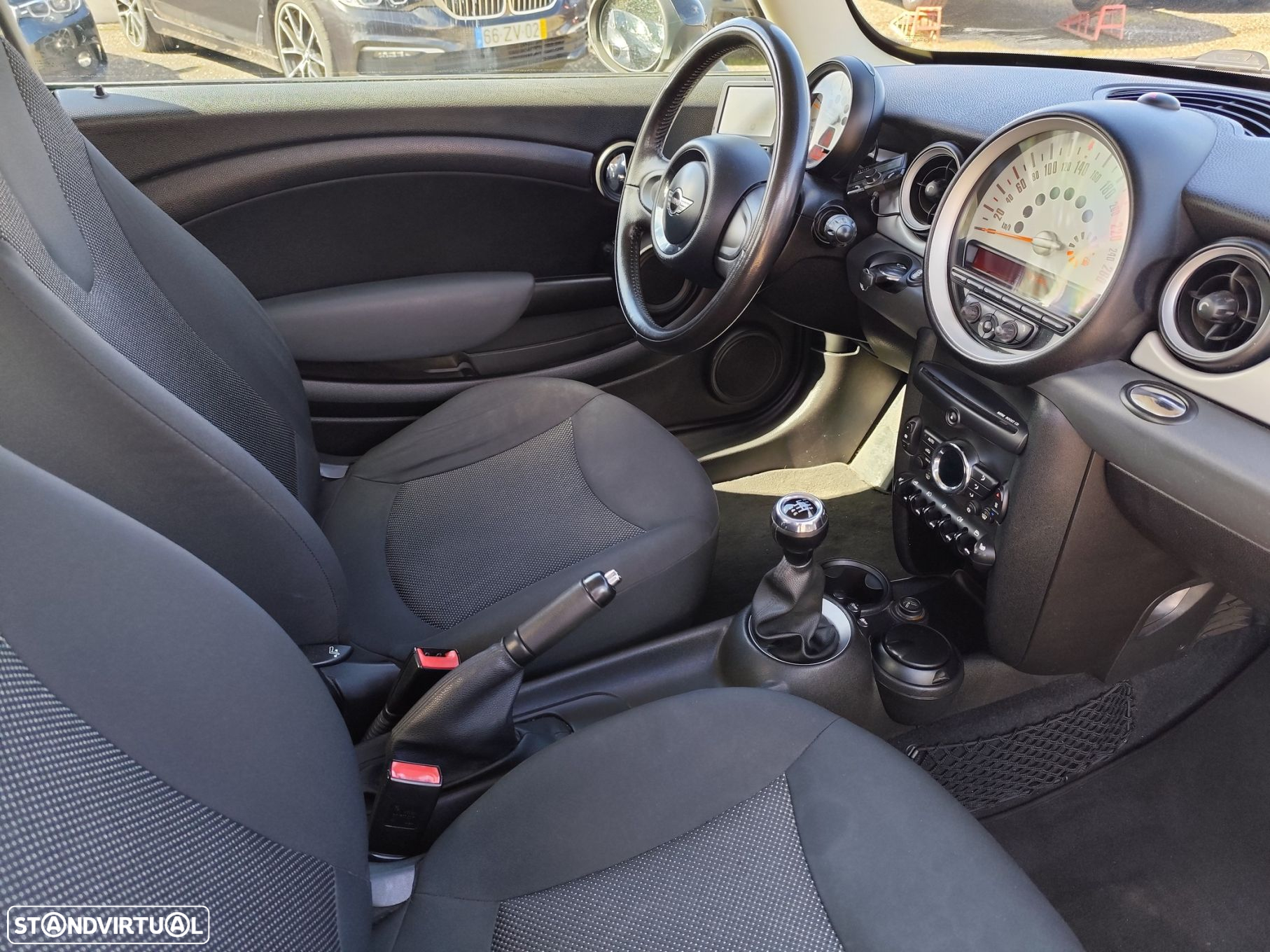 MINI 3 Portas Cooper D - 21