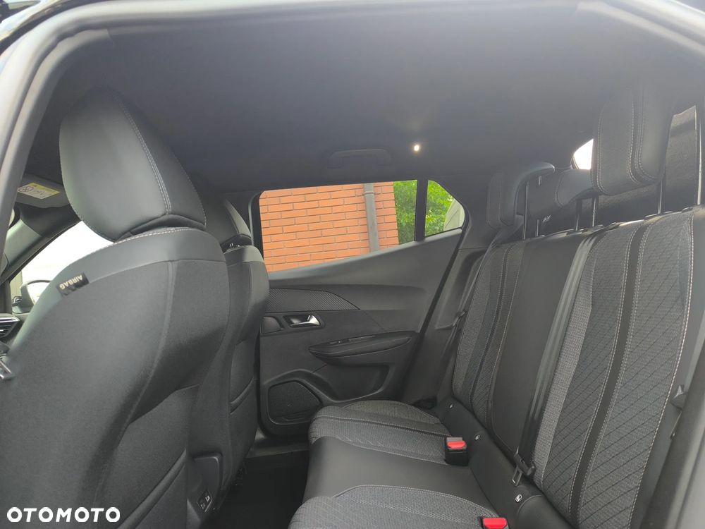 Peugeot 2008 Hybrid 136 e-DSC Style - 15