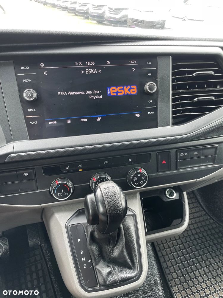 Volkswagen Transporter - 12
