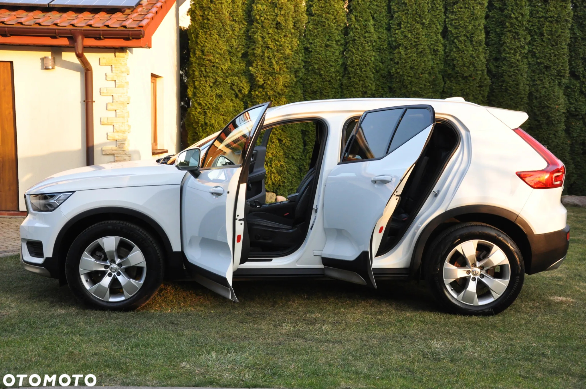 Volvo XC 40 D3 AWD Momentum Pro - 10