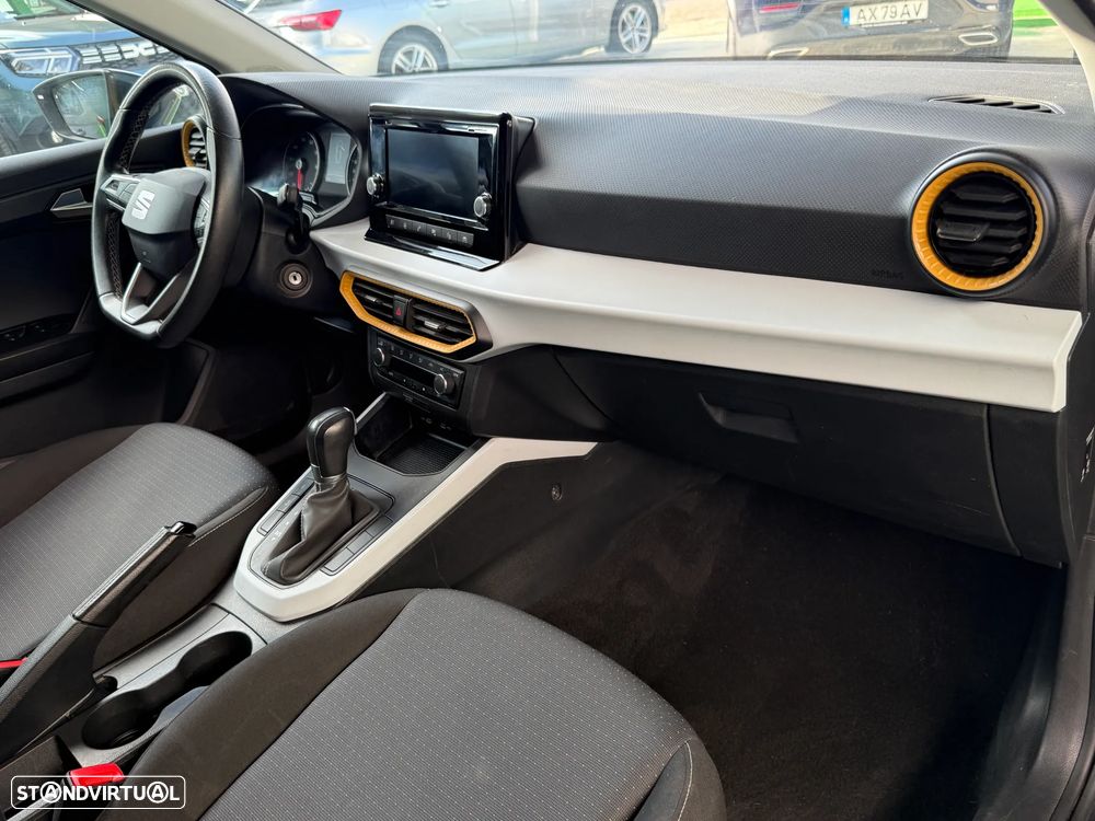 SEAT Arona 1.0 TSI Xcellence DSG - 24