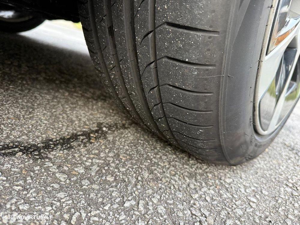 Volvo V60 2.4 D6 R-Design AWD Phev - 27