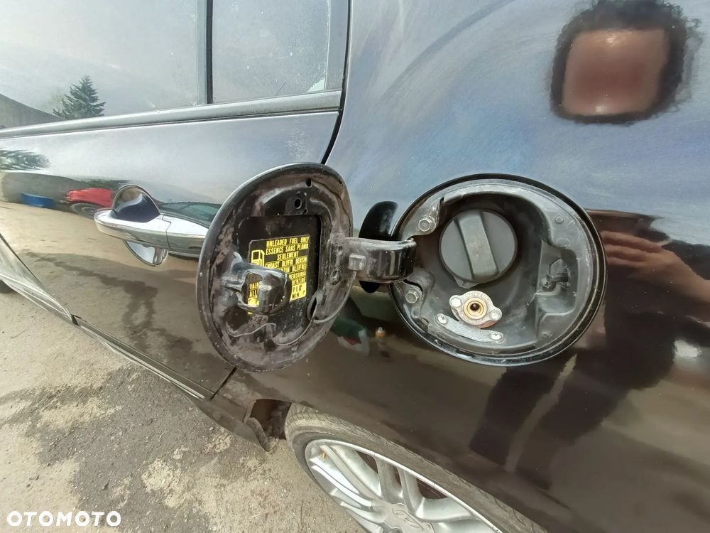 HONDA CIVIC VIII 8 06-11 2009 r. NH731PX SEDAN klapka wlewu paliwa * - 2