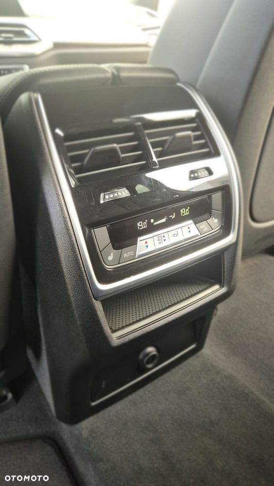 BMW X5 xDrive30d mHEV sport - 9