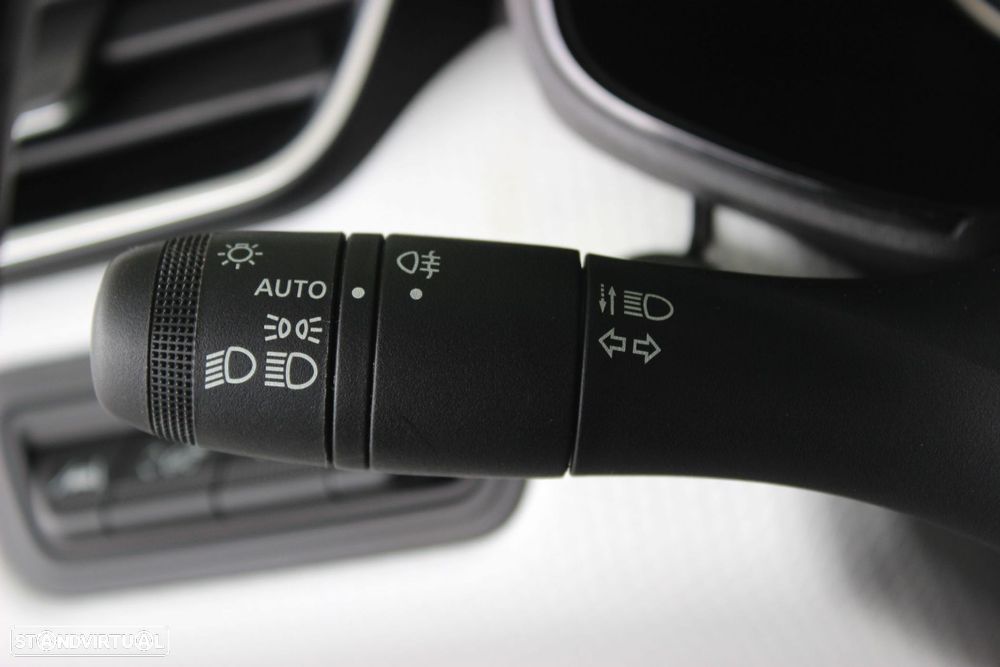 Renault Clio 1.0 TCe Limited Bi-Fuel - 17