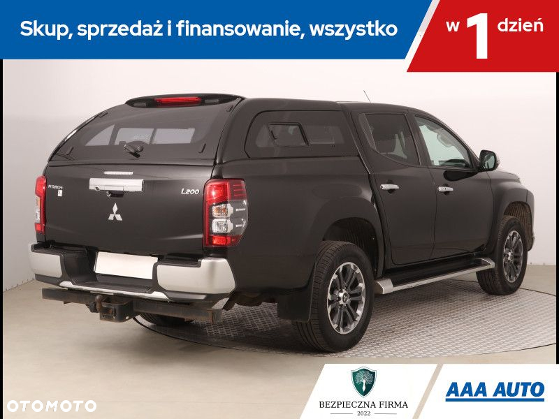 Mitsubishi L200 - 6