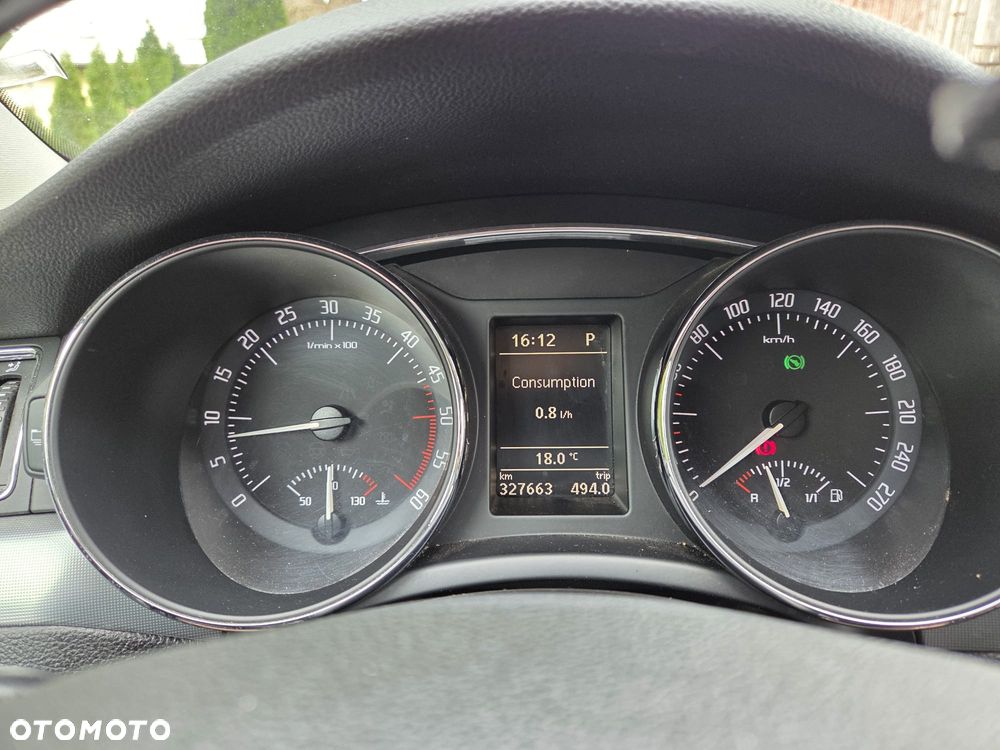 Skoda Superb 2.0 TDI Ambition DSG - 6