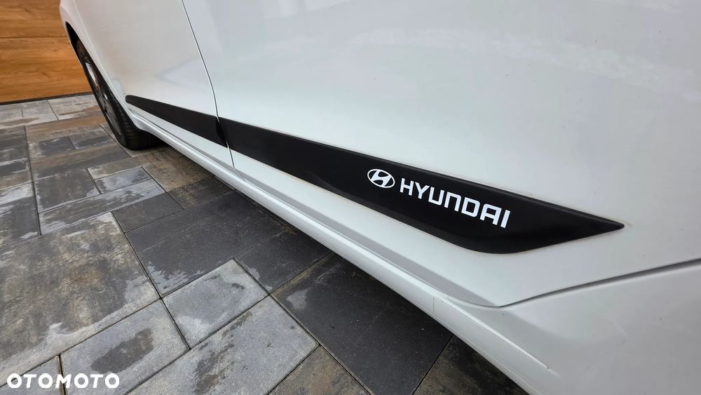 Hyundai i20 1.2 Intro Edition - 19