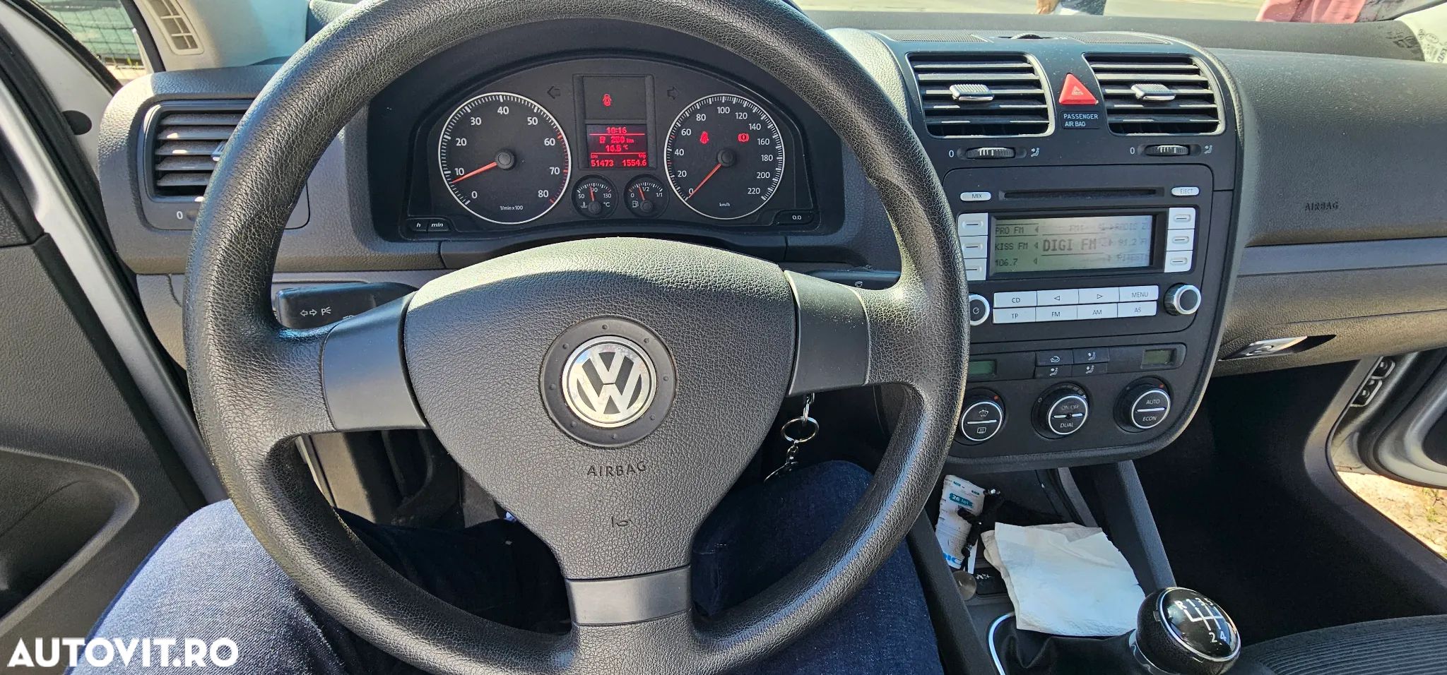 Volkswagen Golf 1.4 TSI Trendline - 1