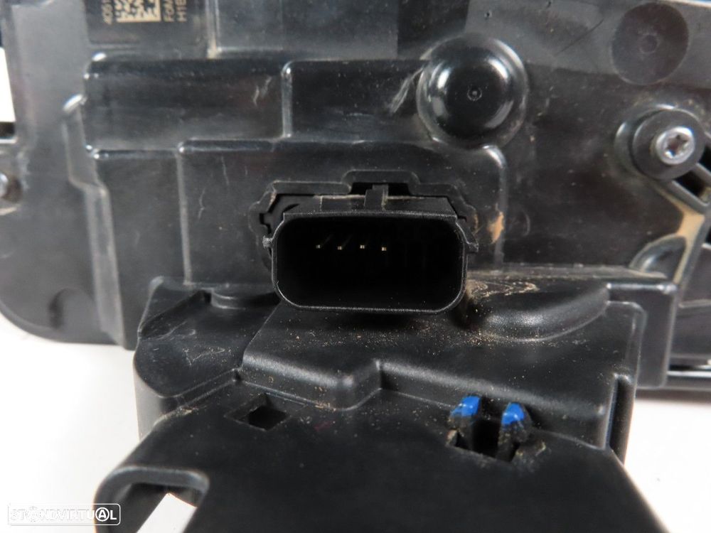 Fecho da porta Esquerdo/Frente Seminovo/ Original FORD PUMA (CF7) L1TB-R22152-AB - 4