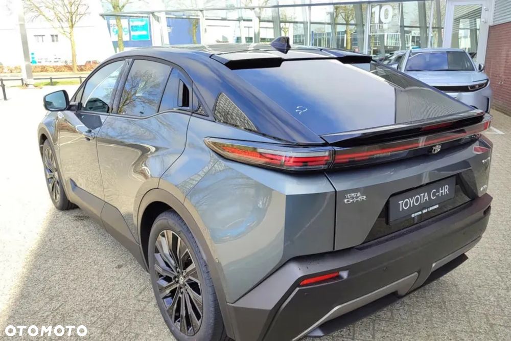 Toyota C-HR+ 77kWh 4x4 Executive - 6