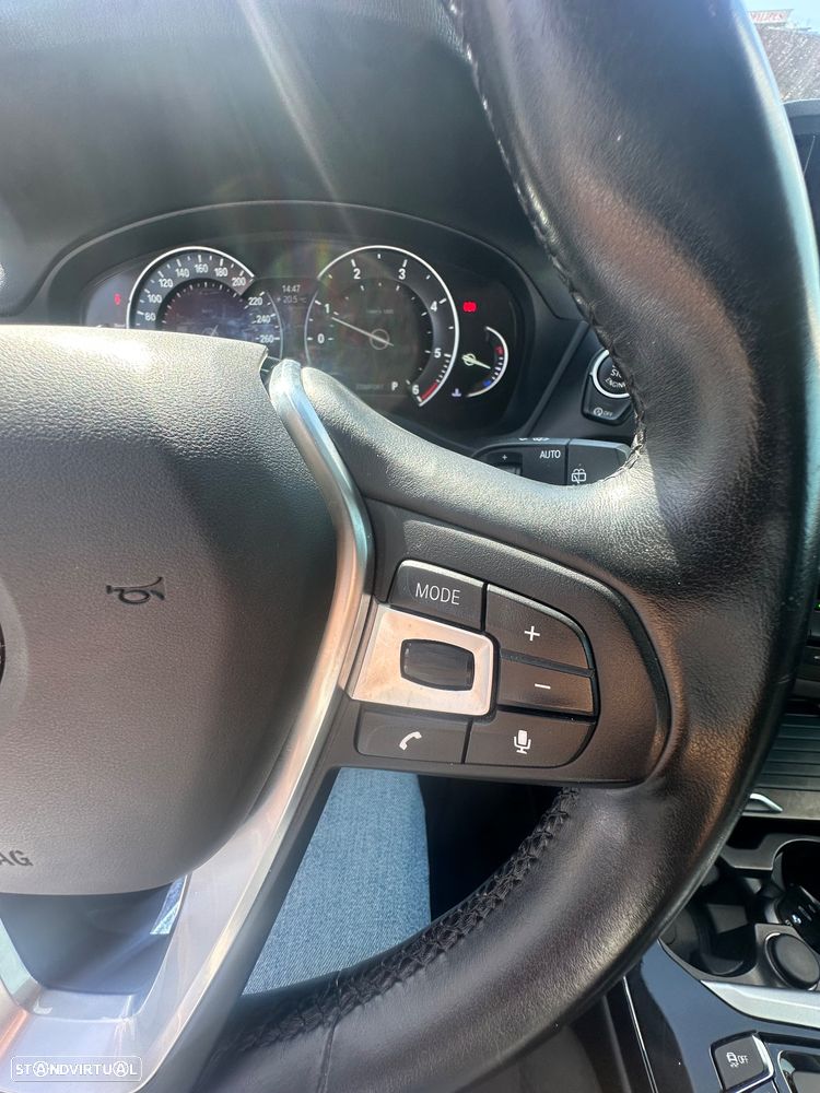 BMW X3 20 d xDrive Line Luxury - 20