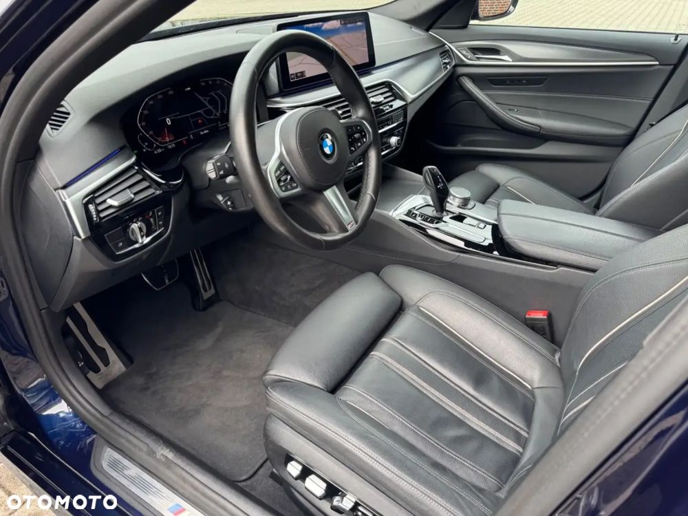 BMW Seria 5 520i M Sport sport - 12