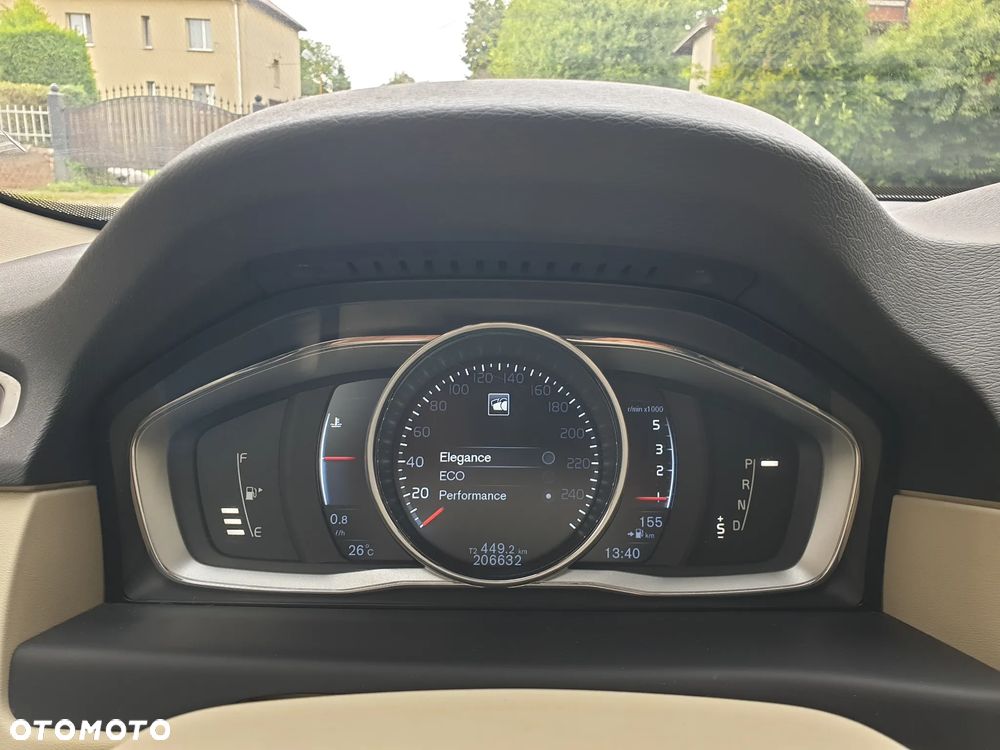 Volvo V70 D4 Geartronic Linje Svart - 23