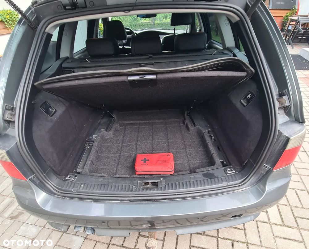 BMW Seria 5 525i - 12
