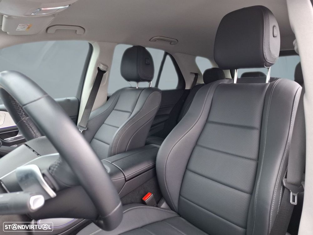 Mercedes-Benz GLE 300 d 4Matic — fotografia 11