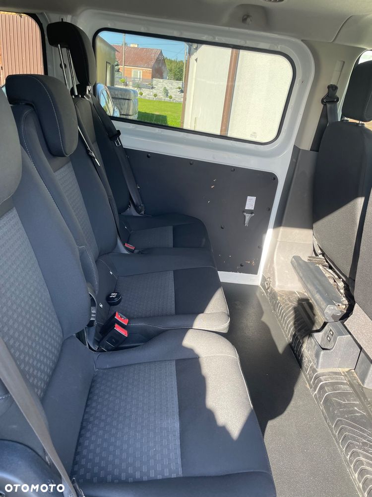 Ford Transit Custom - 13