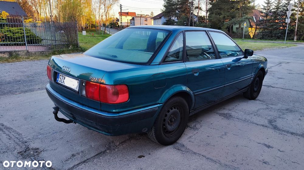 Audi 80 2.0 E - 3