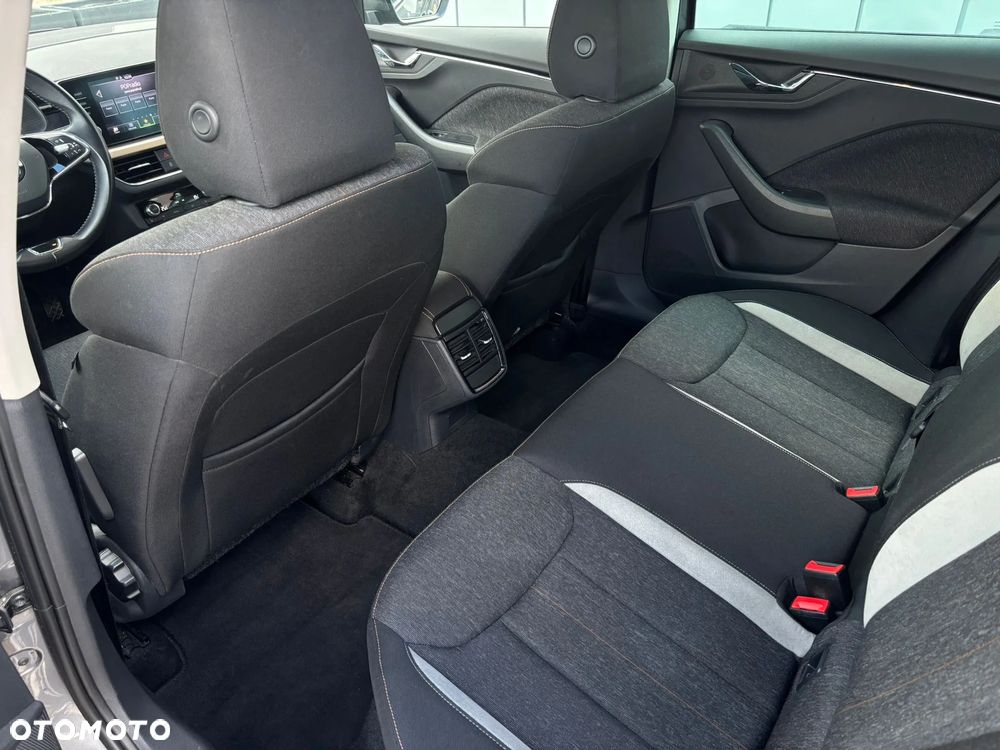 Skoda Kamiq 1.0 TSI Style - 10