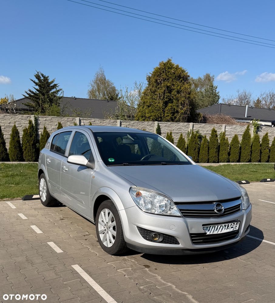 Opel Astra 1.7 CDTI ecoFLEX - 2