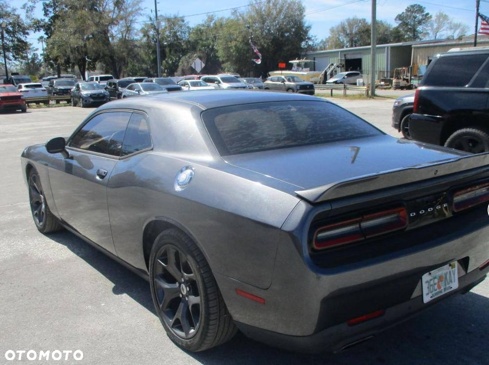 Dodge Challenger Automatik SXT Plus - 8