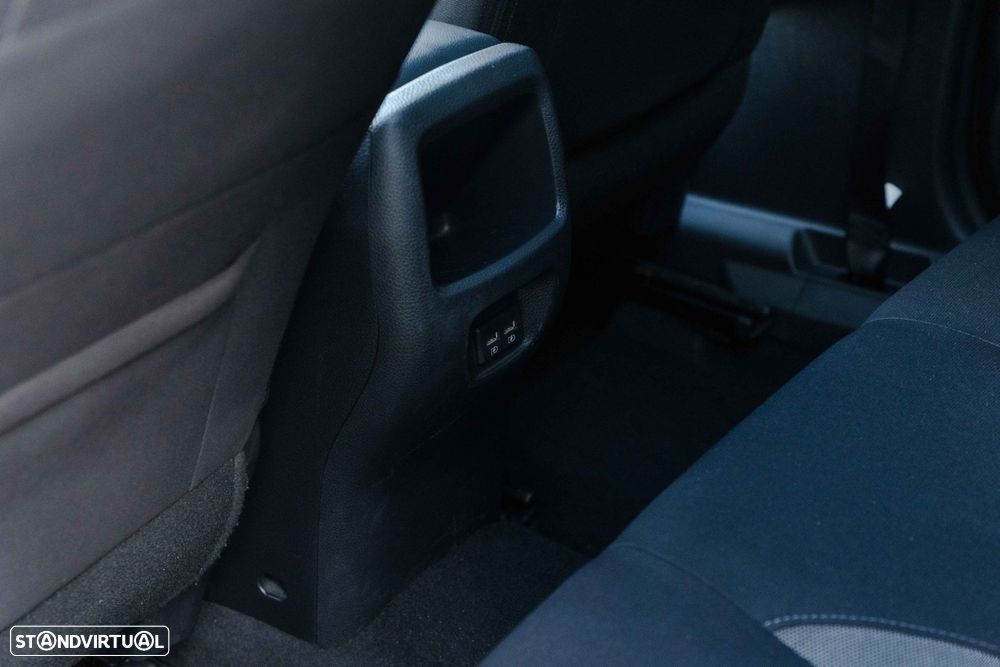 Nissan Qashqai 1.3 DIG-T N-Connecta - 16