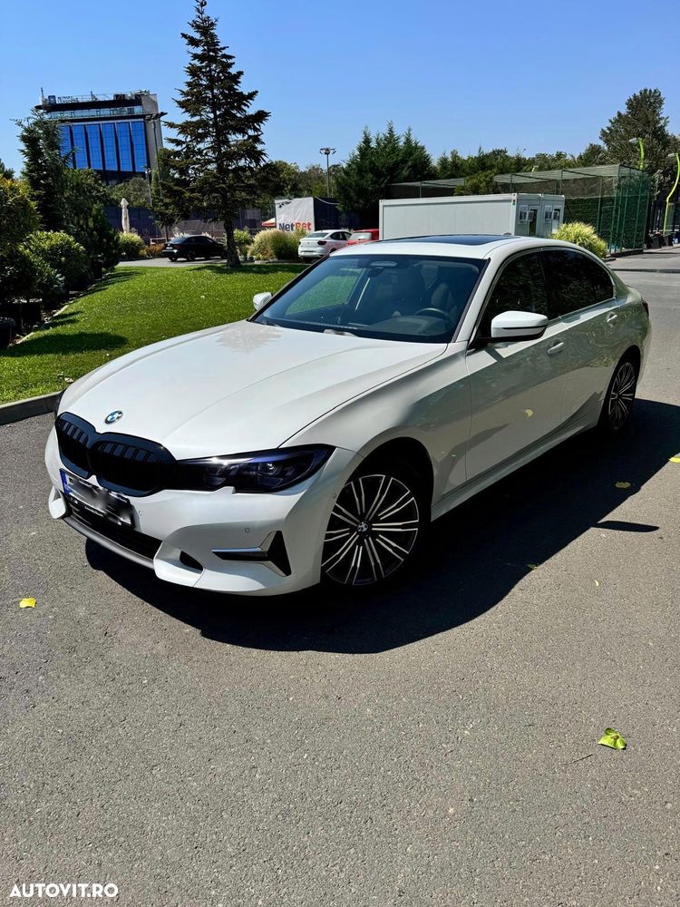 BMW Seria 3 320d xDrive AT MHEV - 2