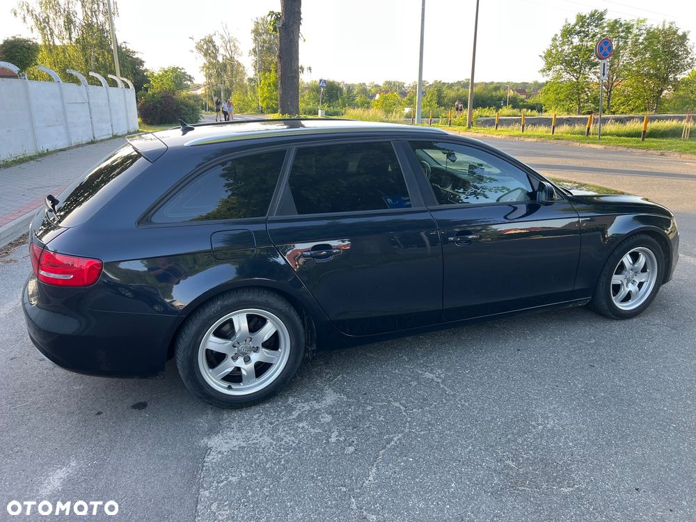 Audi A4 Avant - 5