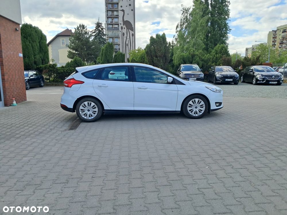 Ford Focus 1.5 TDCi Trend - 6