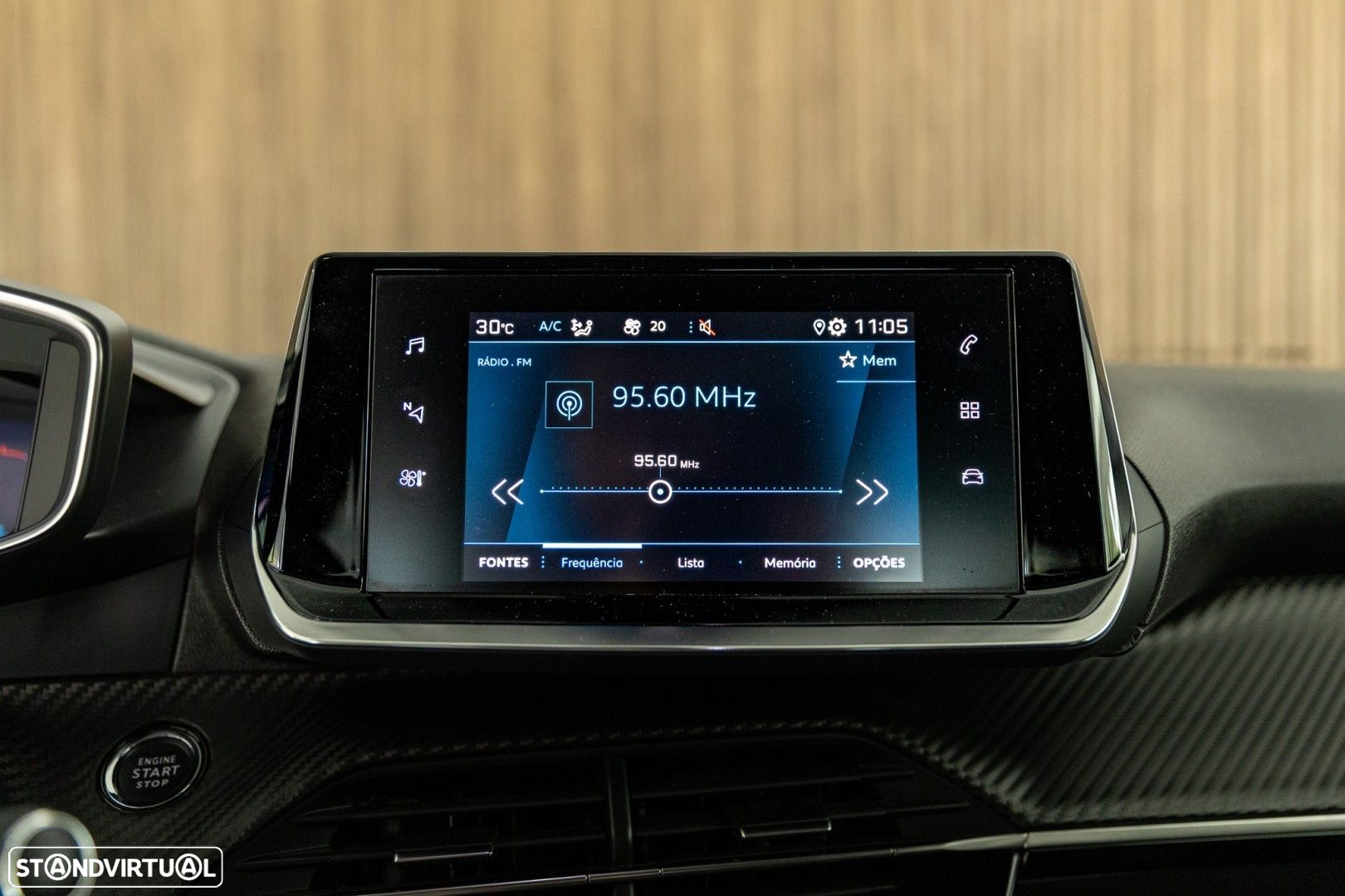 Peugeot 2008 1.2 PureTech Allure - 12