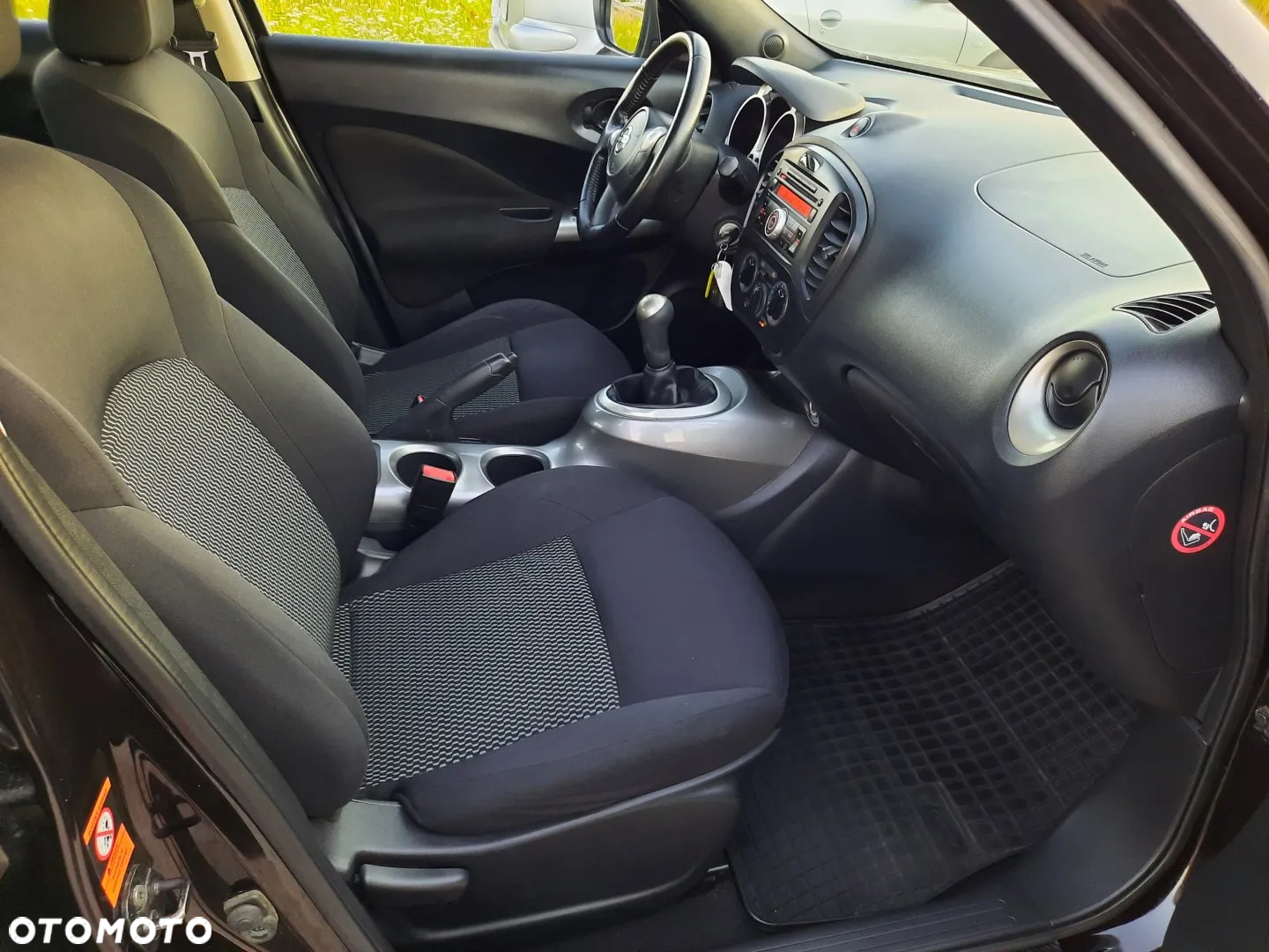 Nissan Juke 1.6 Visia Plus - 23