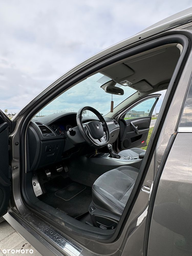 Renault Laguna 2.0 DCi Dynamique - 9