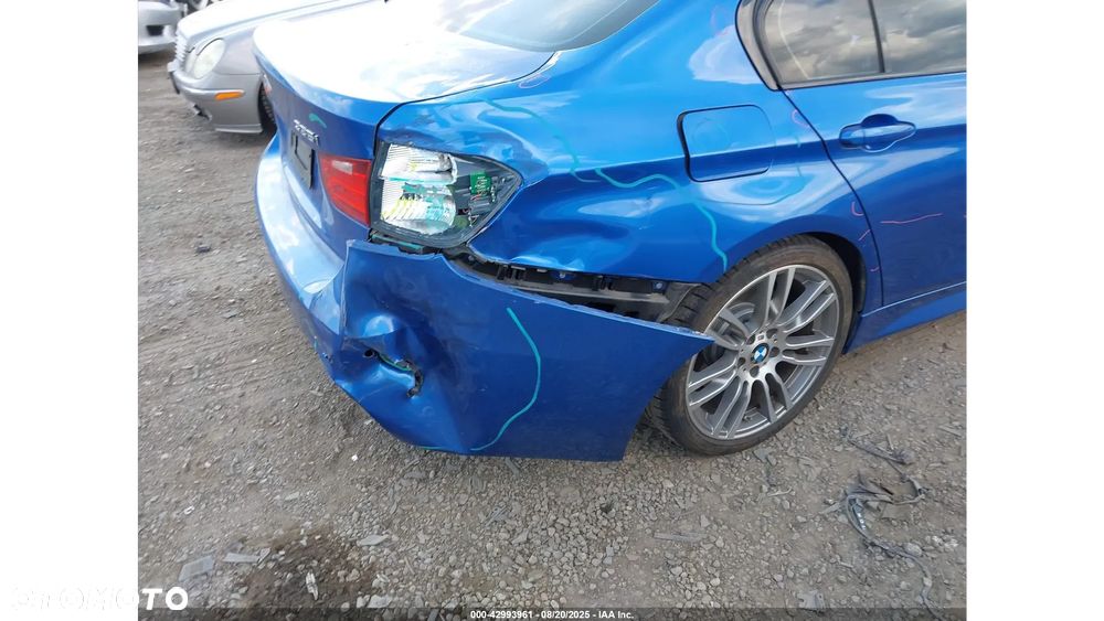 BMW Seria 3 335i xDrive Sport-Aut Modern Line - 11