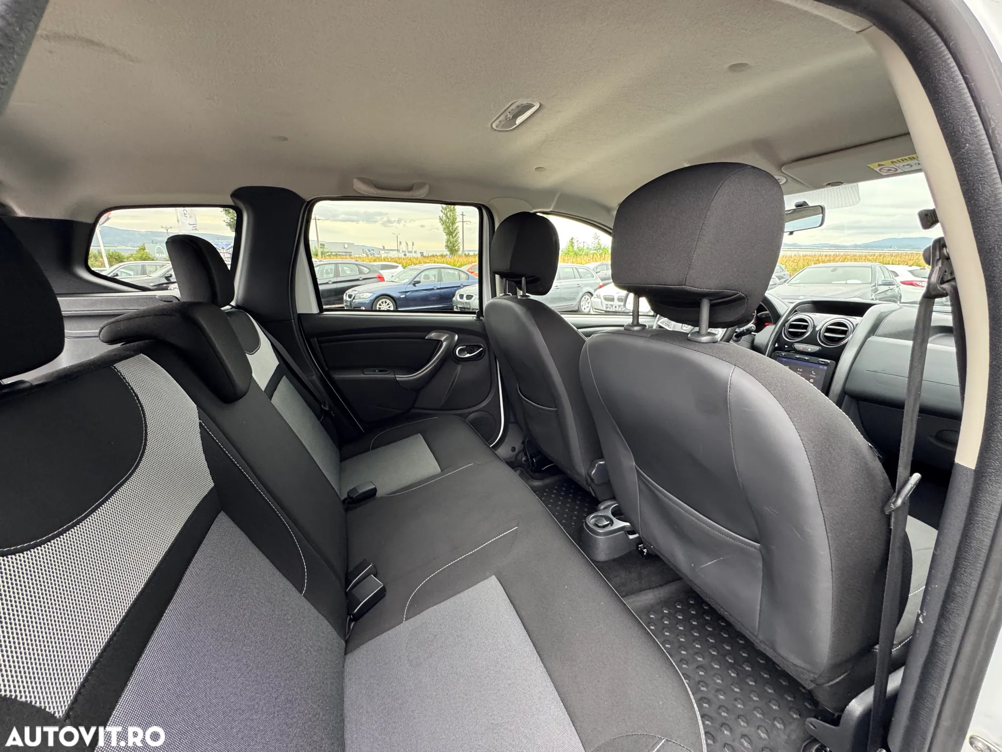 Dacia Duster 1.5 dCi 4x2 Laureate - 16