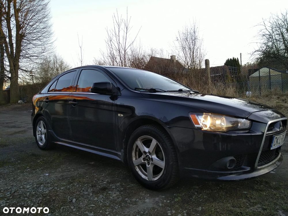 Mitsubishi Lancer - 1