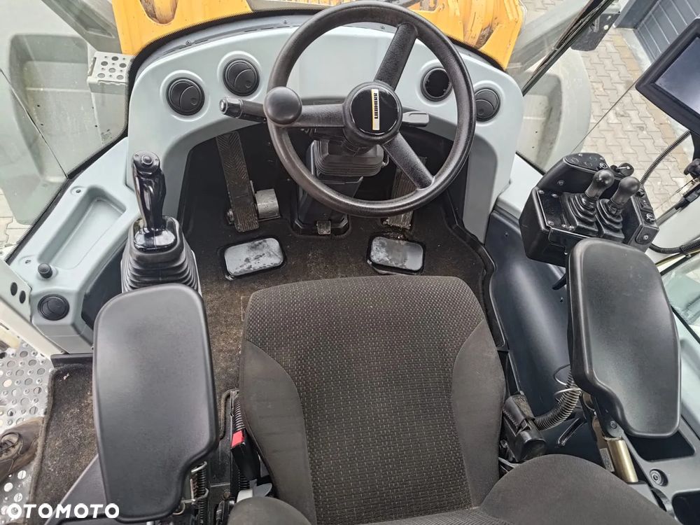 Liebherr L576 XPOWER - 8