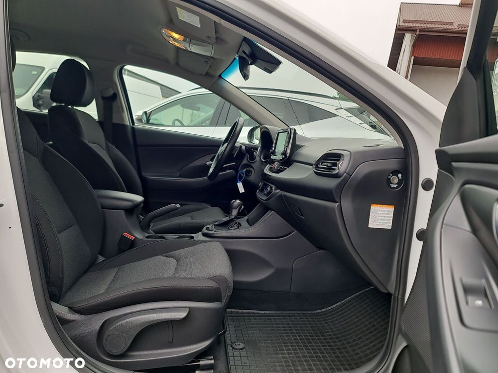 Hyundai i30 1.5 T-GDI 48V Smart DCT - 26