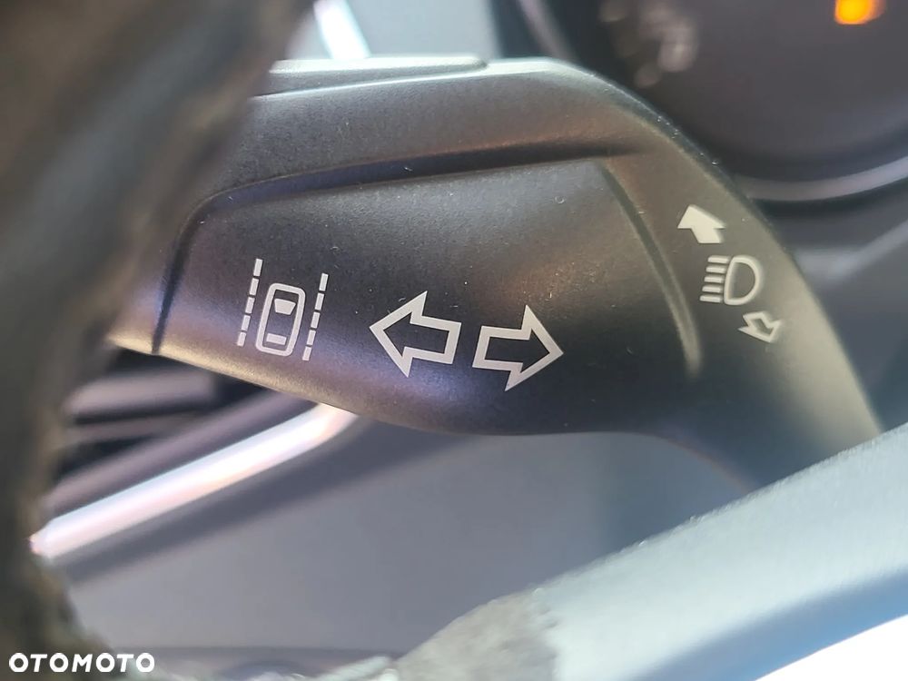 Ford Grand C-MAX 2.0 TDCi Titanium - 24