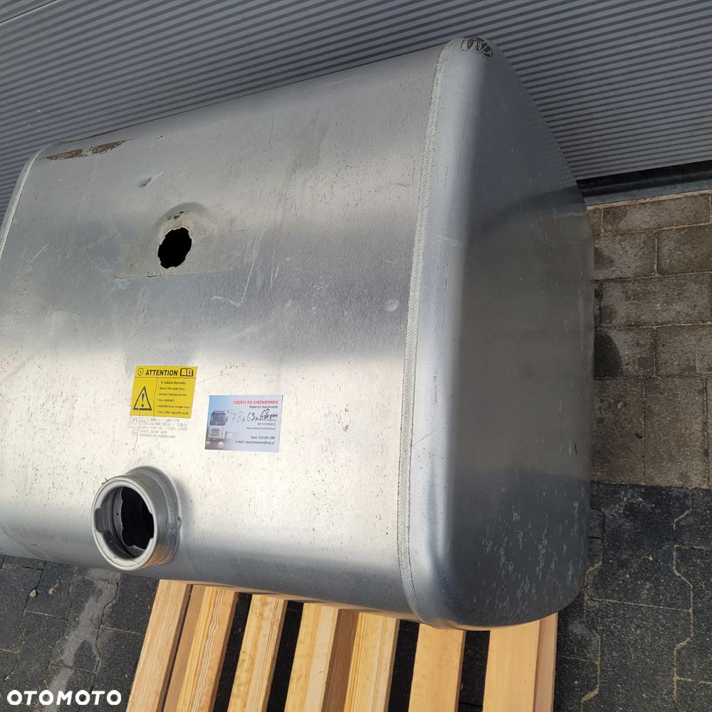 ZBIORNIK PALIWA 300L 80X63X68 CM DAF MAN IVECO SCANIA - 3